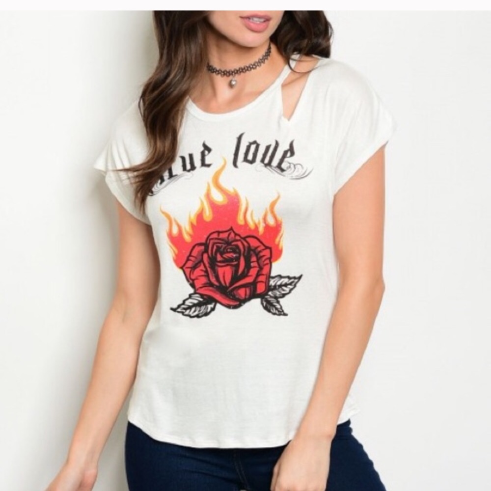 true love cold shoulder tee Sz L